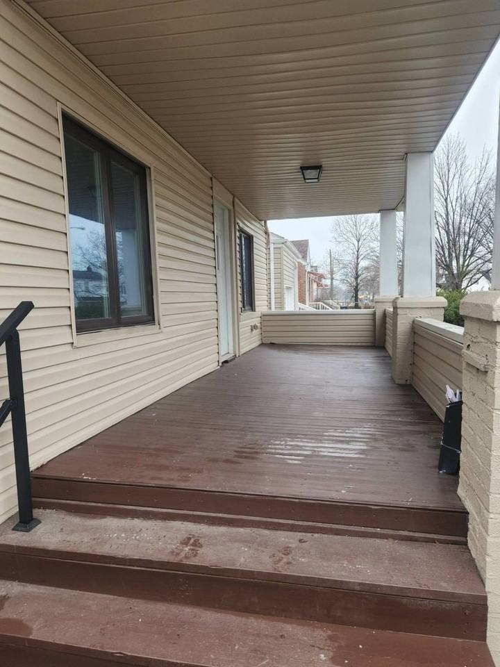 21700 Westport Ave - Photo 6 of 50