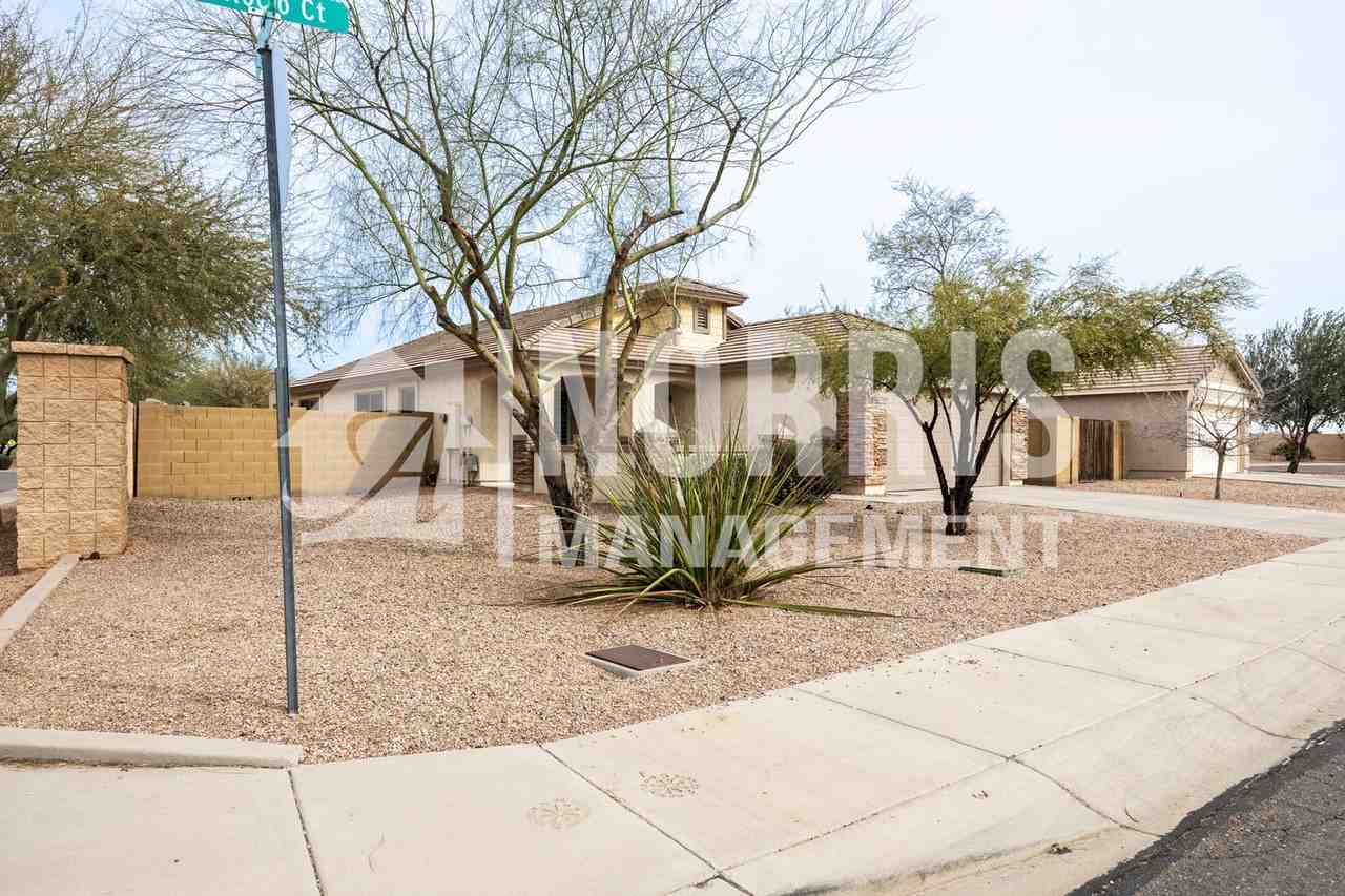 1320 E Rocio Ct - Photo 4 of 36