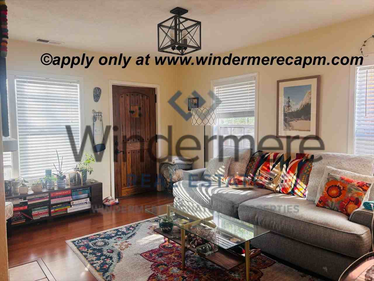 2789 Freeport Blvd - Photo 3 of 12