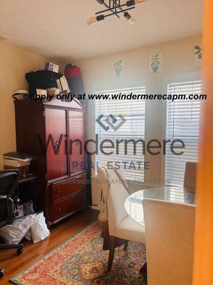 2789 Freeport Blvd - Photo 6 of 12