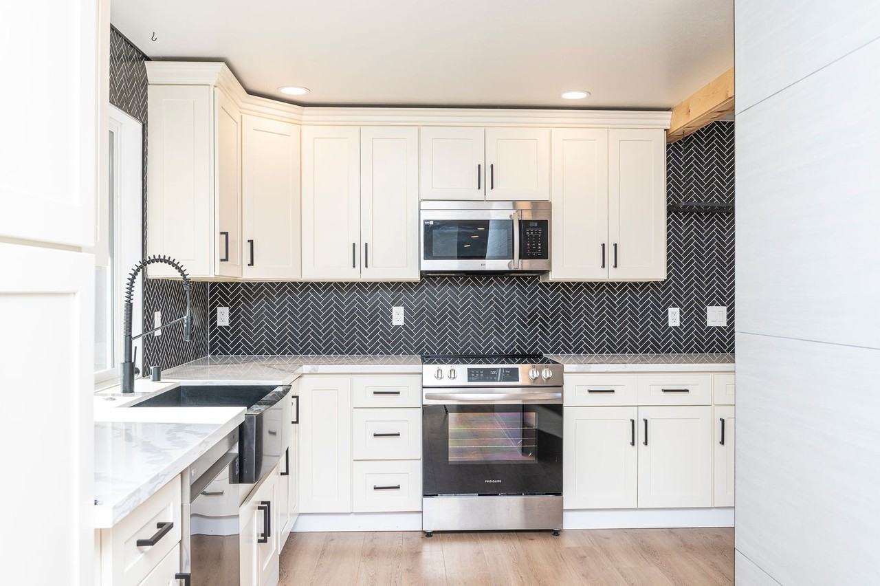 8 Rustic Ln Sw - Photo 3 of 50