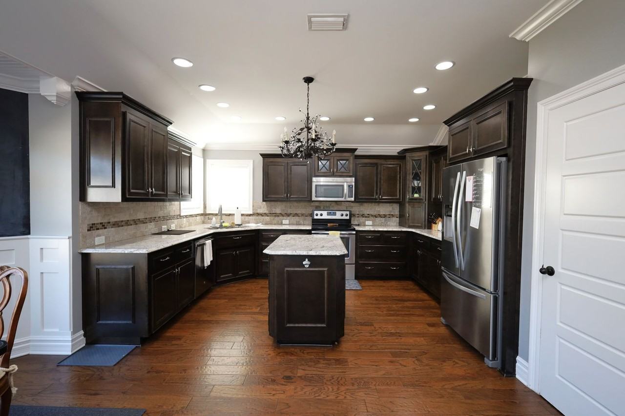 3568 Farmers Way - Photo 6 of 17