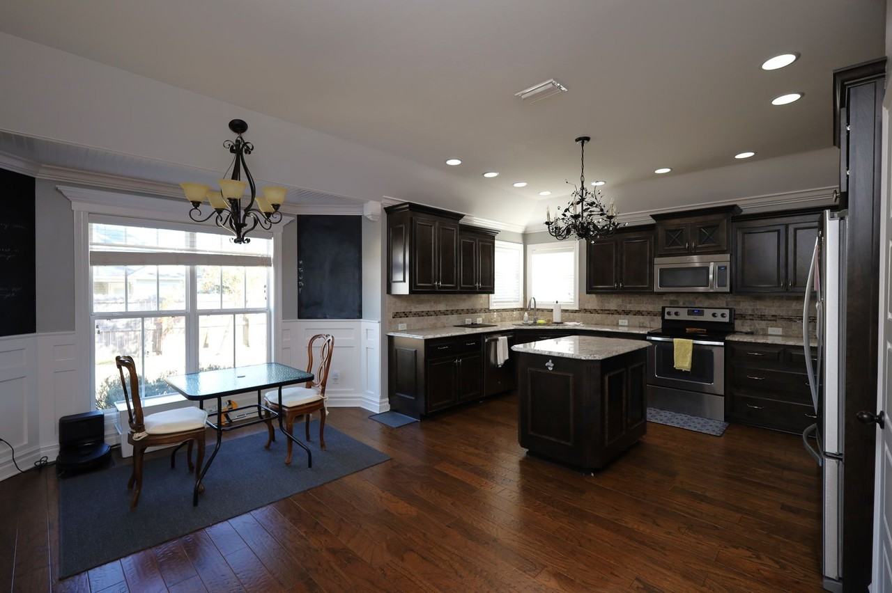 3568 Farmers Way - Photo 7 of 17