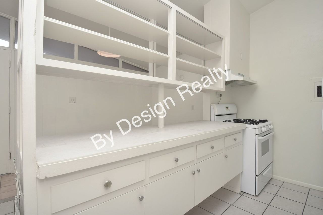 4616 E Fairmount St - Photo 7 of 16