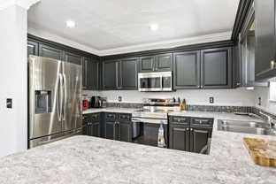 1651 Suwanee Dr - Photo 1 of 1