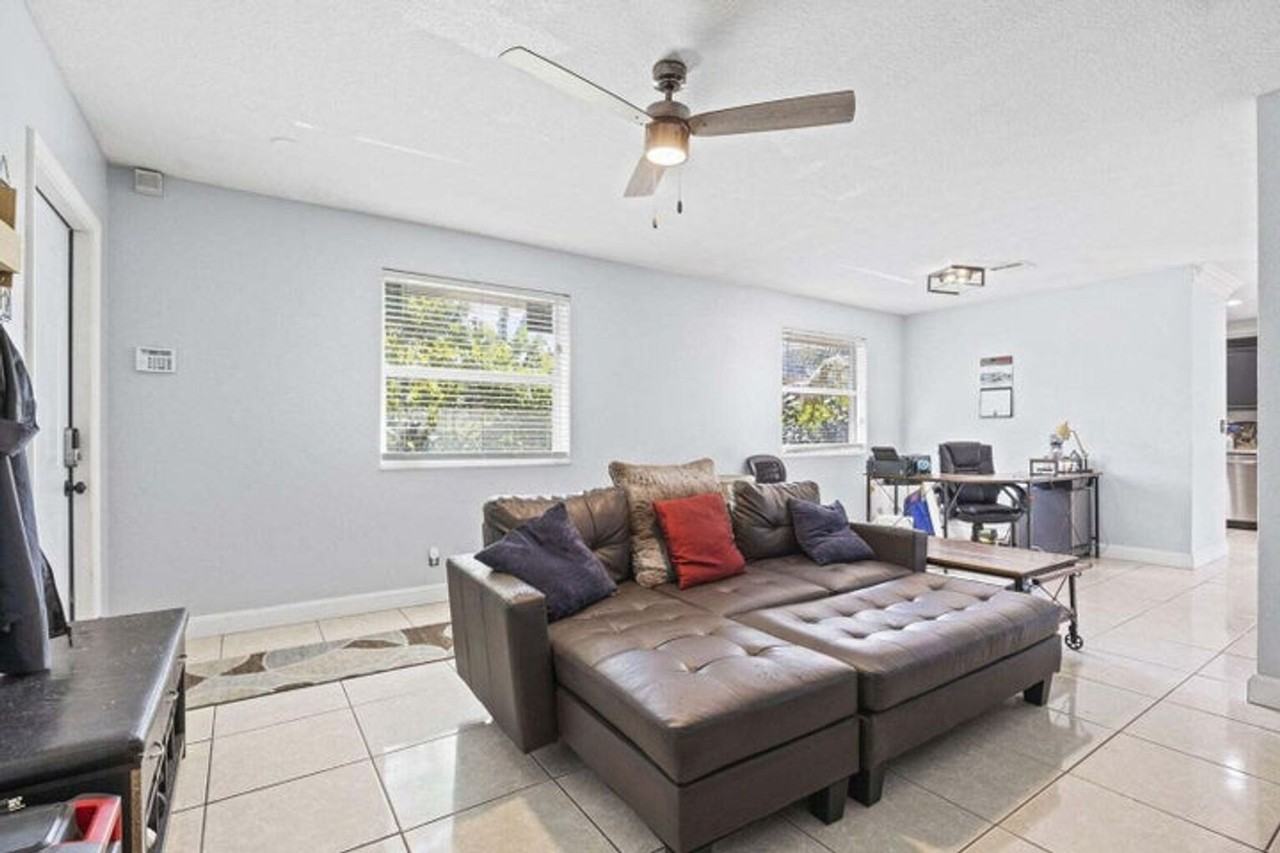 1651 Suwanee Dr - Photo 7 of 17