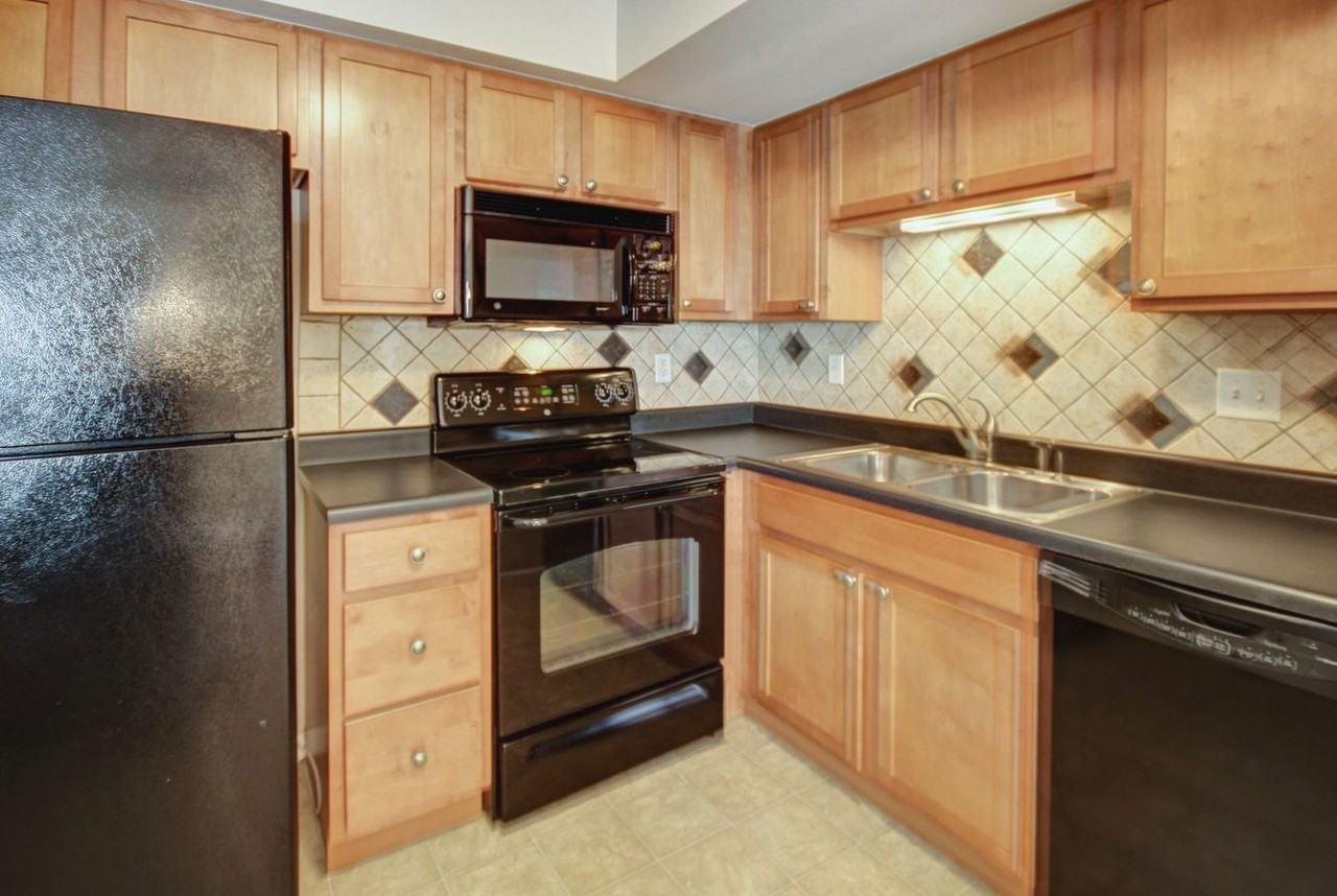 310 Stonewall Creek Dr - Photo 6 of 25