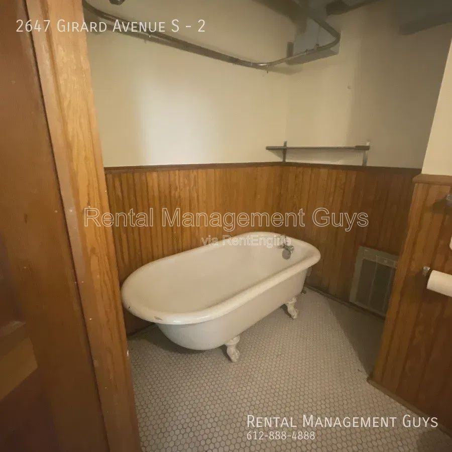 2647 Girard Ave S #2 - Photo 3 of 12