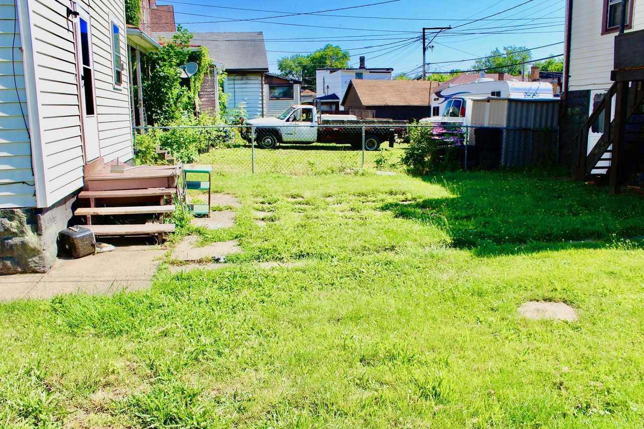 518 Union Ave #1 - Photo 7 of 19