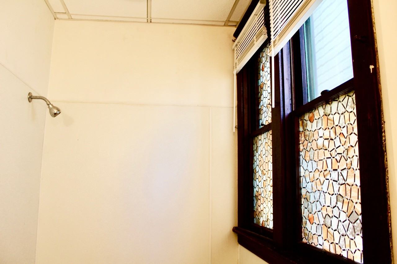 518 Union Ave #1 - Photo 5 of 19