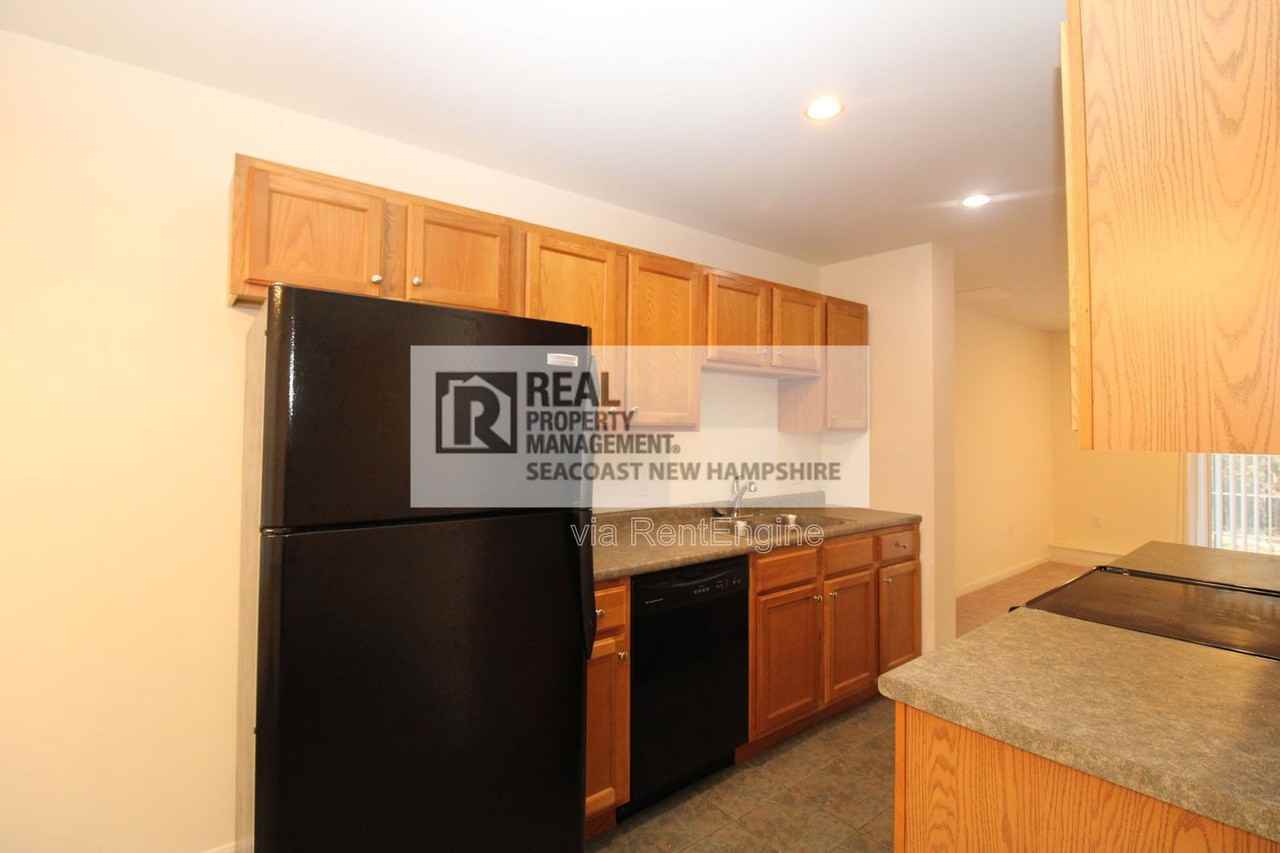 2 Waverly Dr - Photo 3 of 16