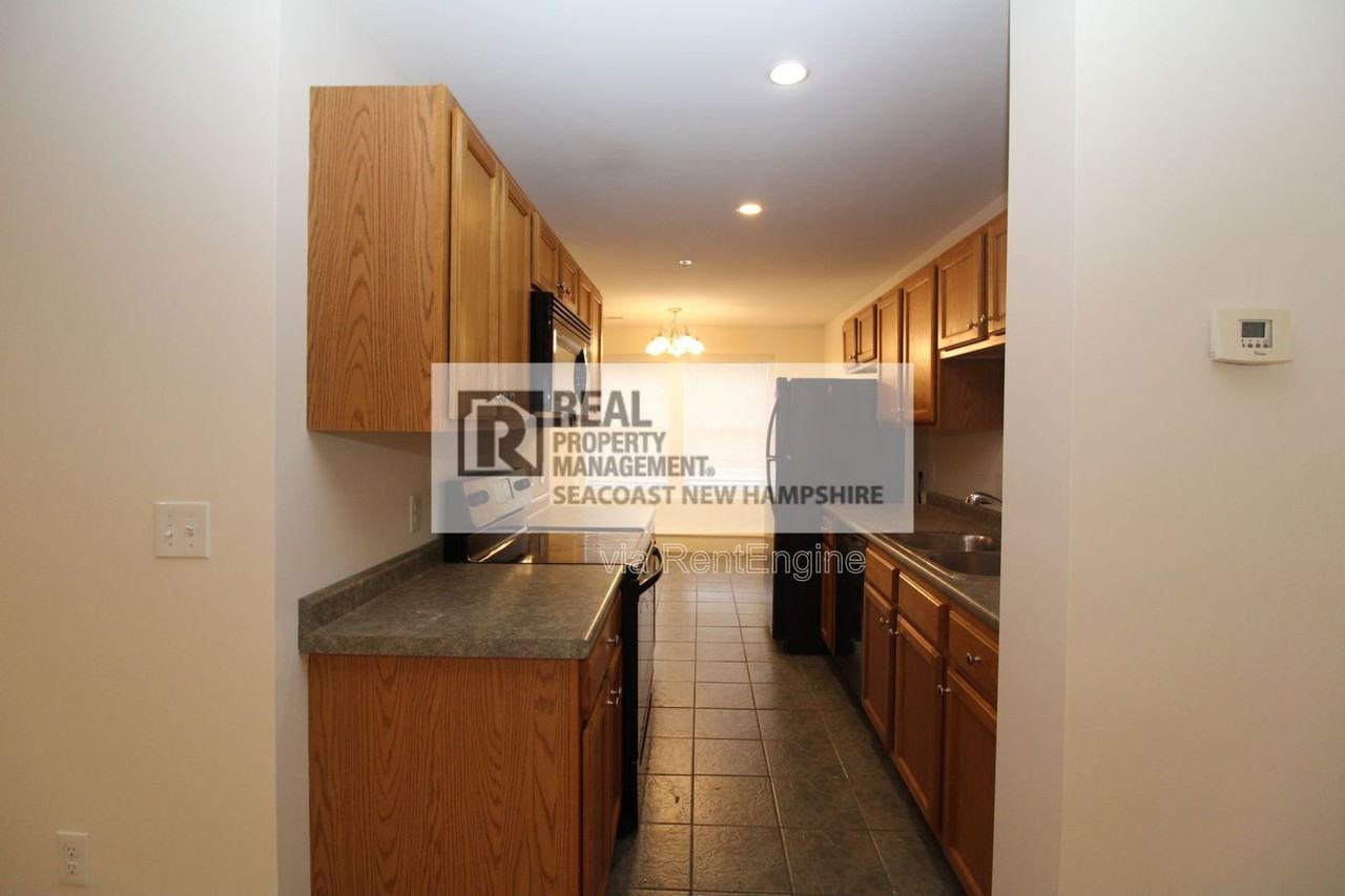 2 Waverly Dr - Photo 4 of 16