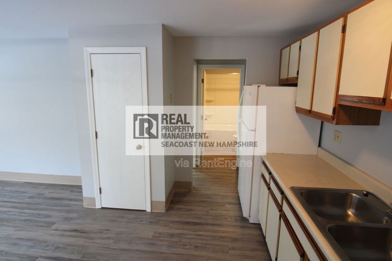 17 Ellison Dr #7 - Photo 2 of 13