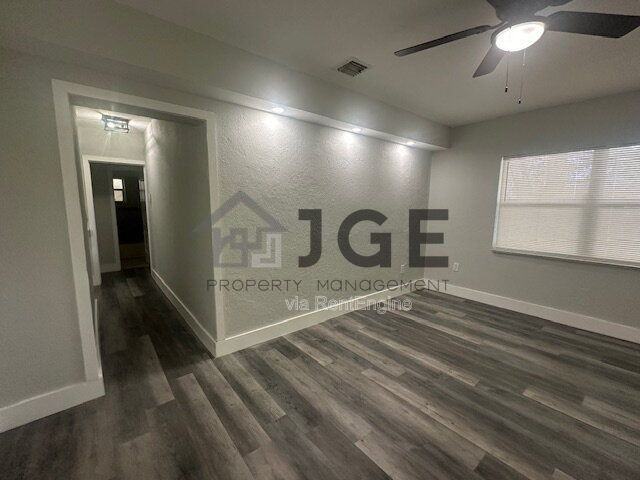 2154 Ne 168th St #2154 - Photo 3 of 11