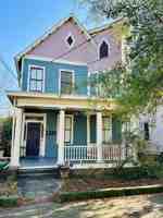 featured image of 216 N 6th St #4