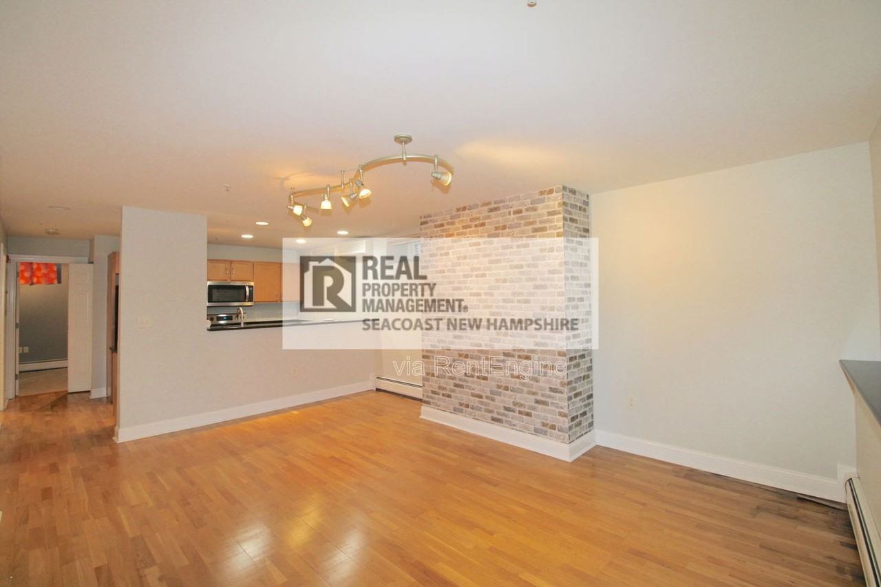 159 State St #1A - Photo 4 of 18