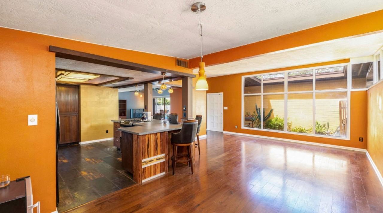 1483 Glastonberry Rd - Photo 4 of 25