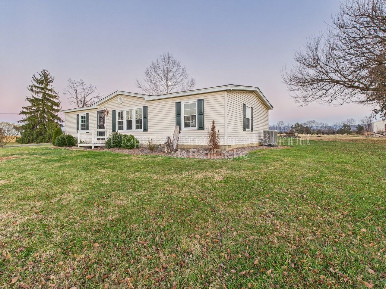 15 Hayfield Ln - Photo 2 of 22