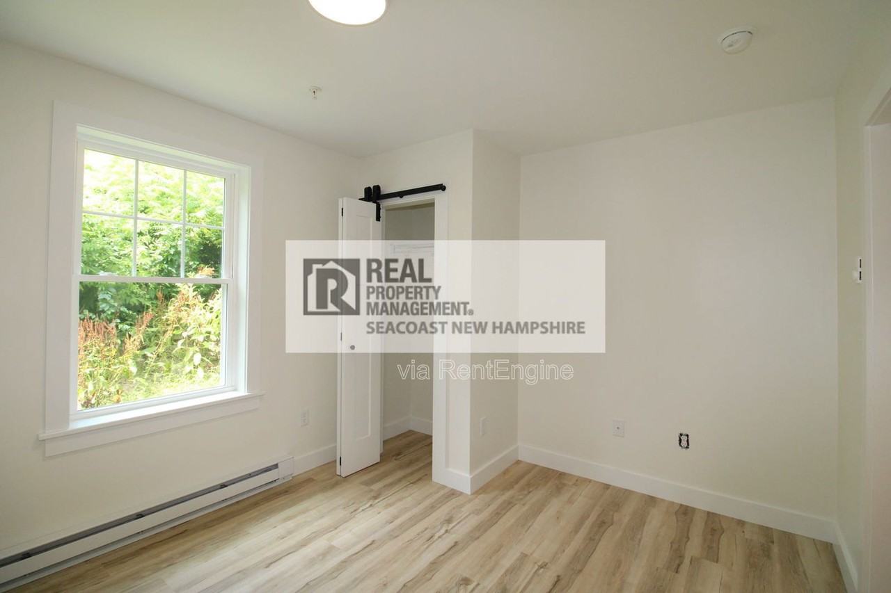 255 1st Nh Tpke #E - Photo 5 of 25