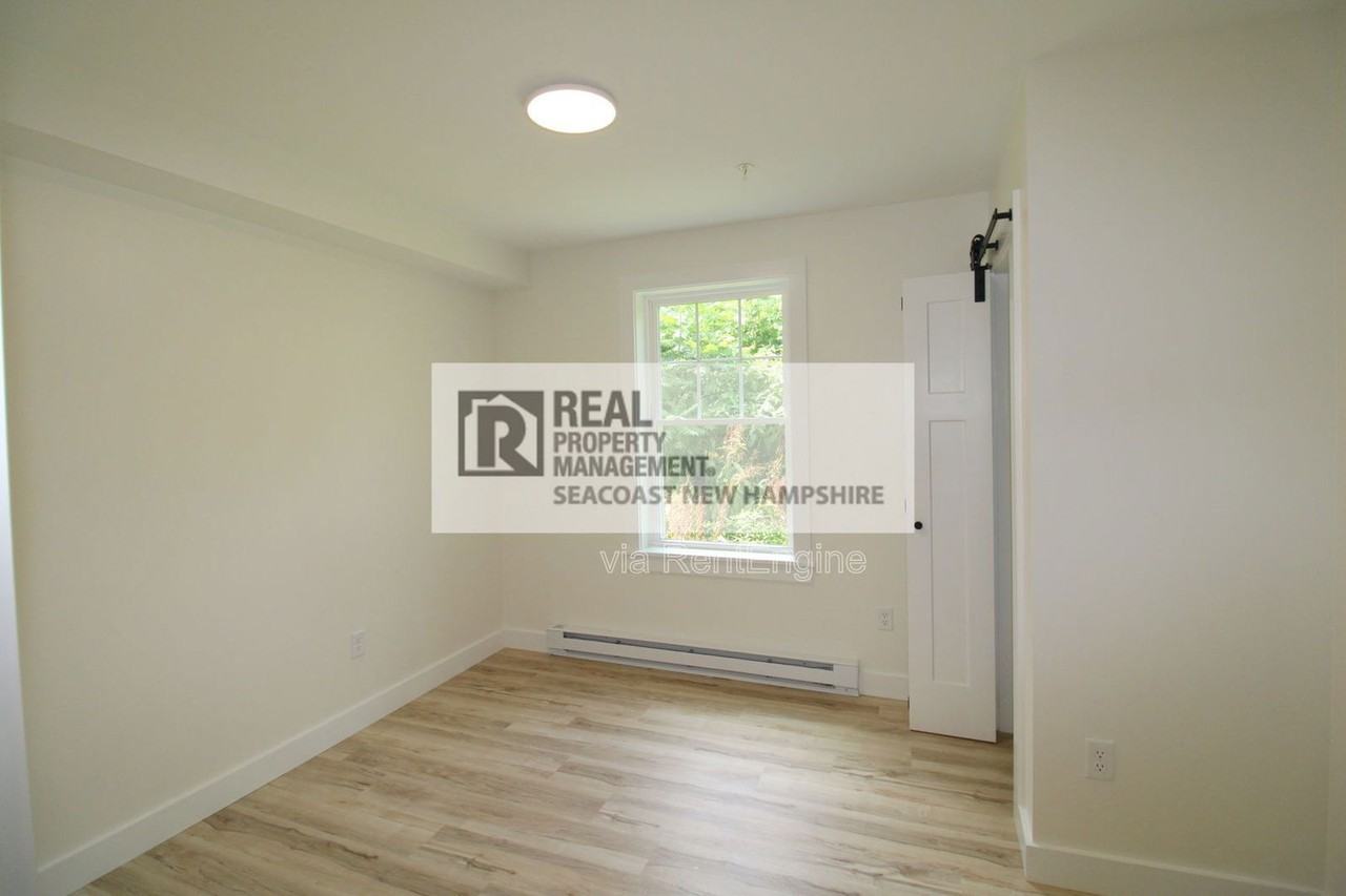 255 1st Nh Tpke #E - Photo 7 of 25