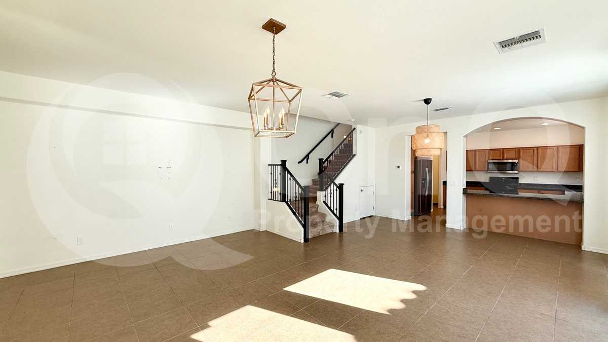 3443 W Hayduk Rd - Photo 6 of 19