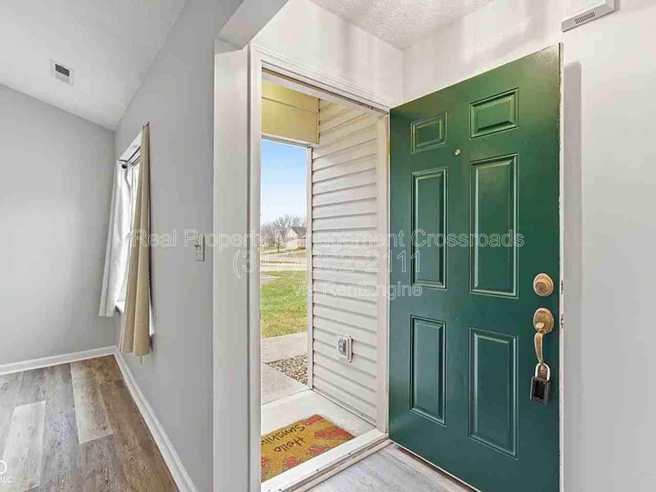 1217 Whittington Dr - Photo 4 of 28