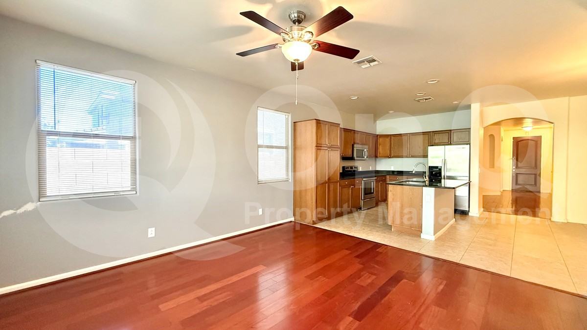 3468 E Liberty Ln - Photo 3 of 28