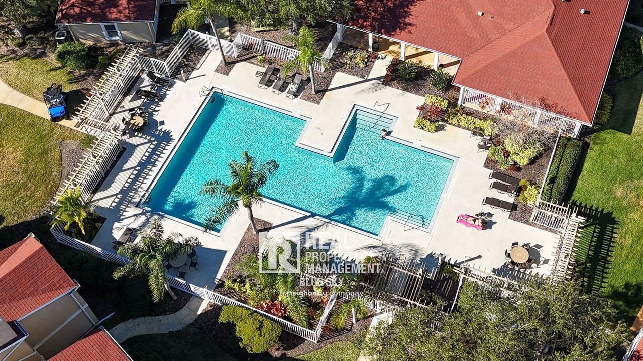 9481 Highland Oak Dr #1502 - Photo 3 of 28