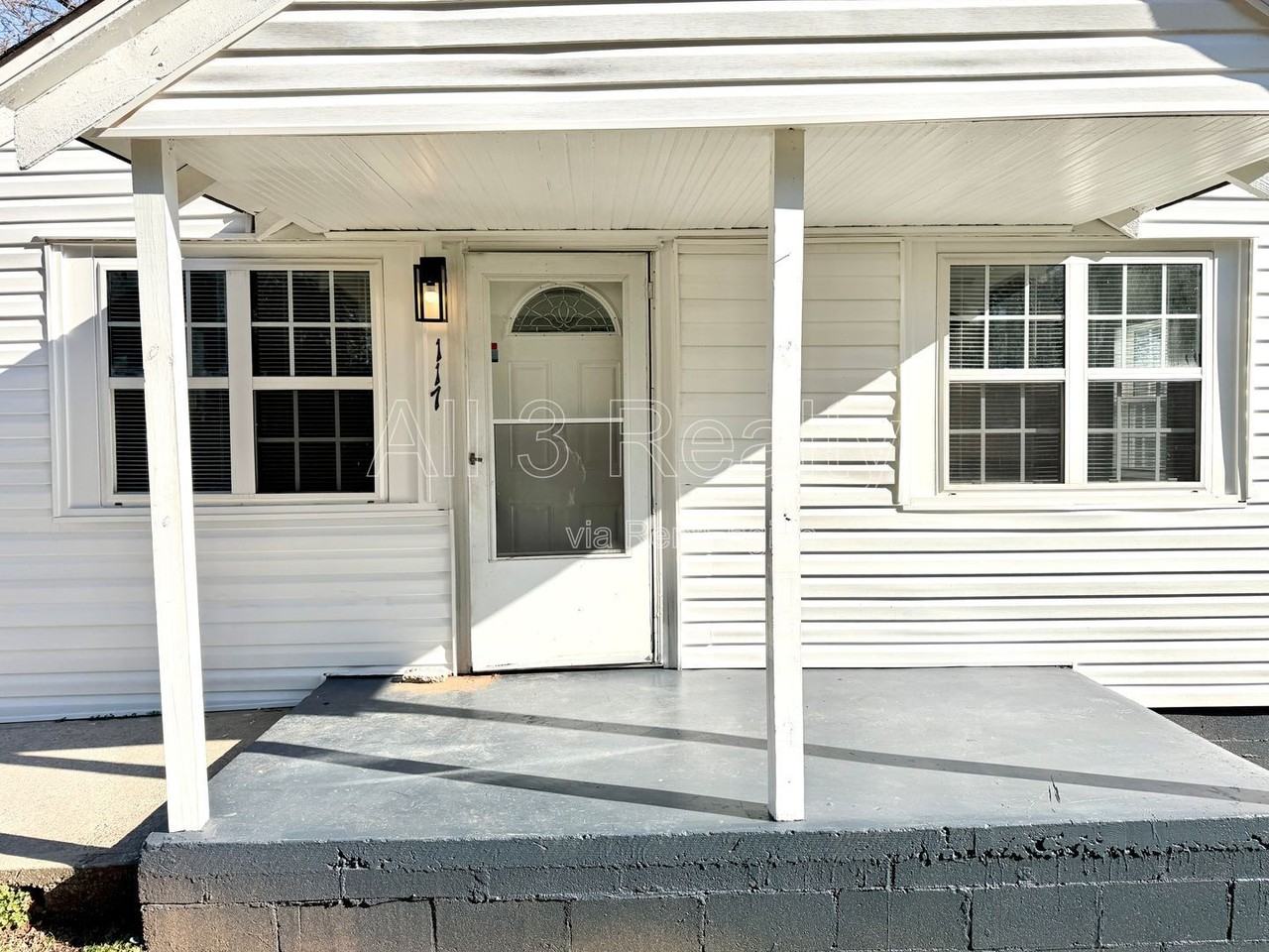 117 Clayton St - Photo 2 of 17