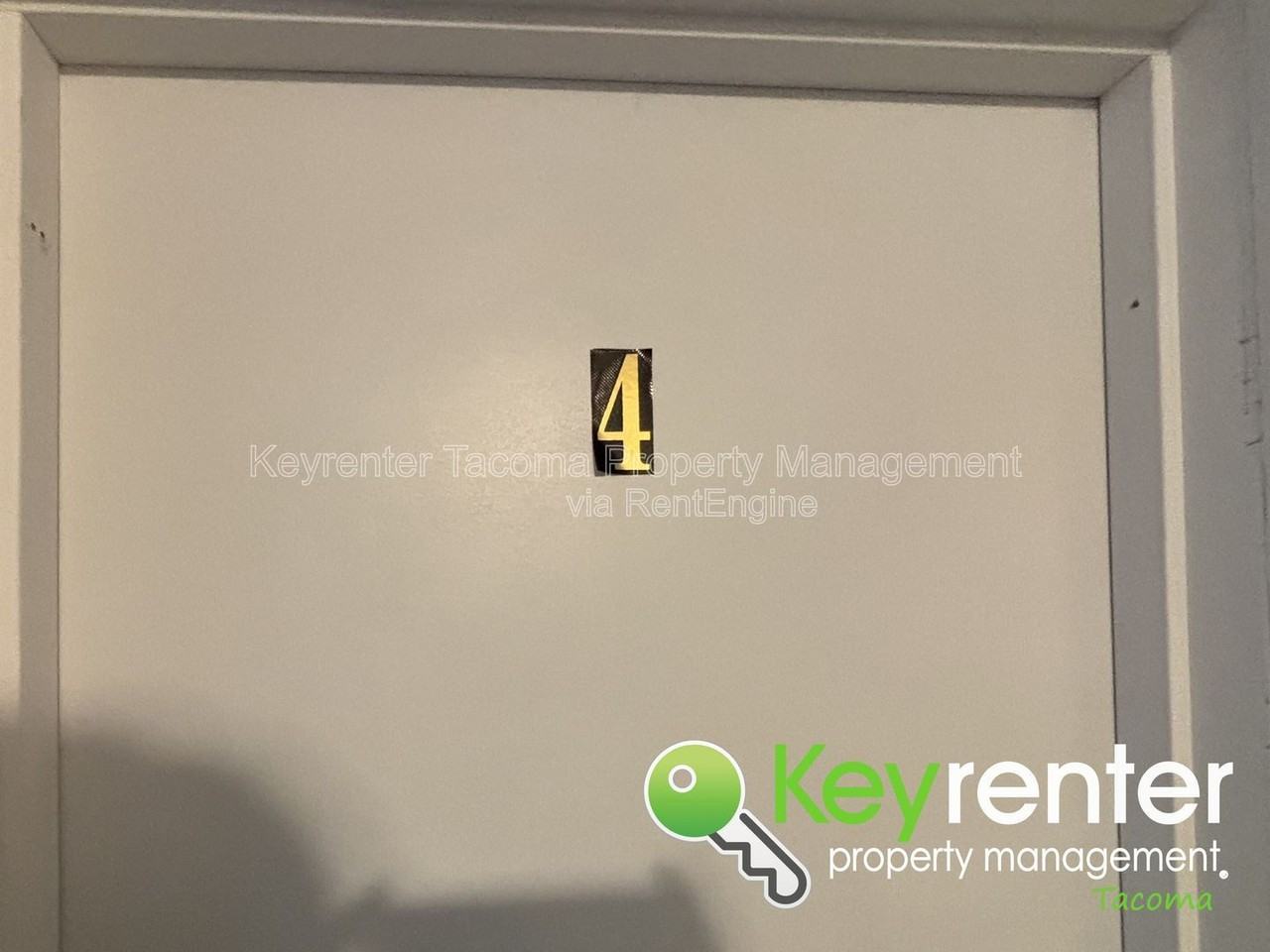 228 E 62nd St #4 - Photo 2 of 16