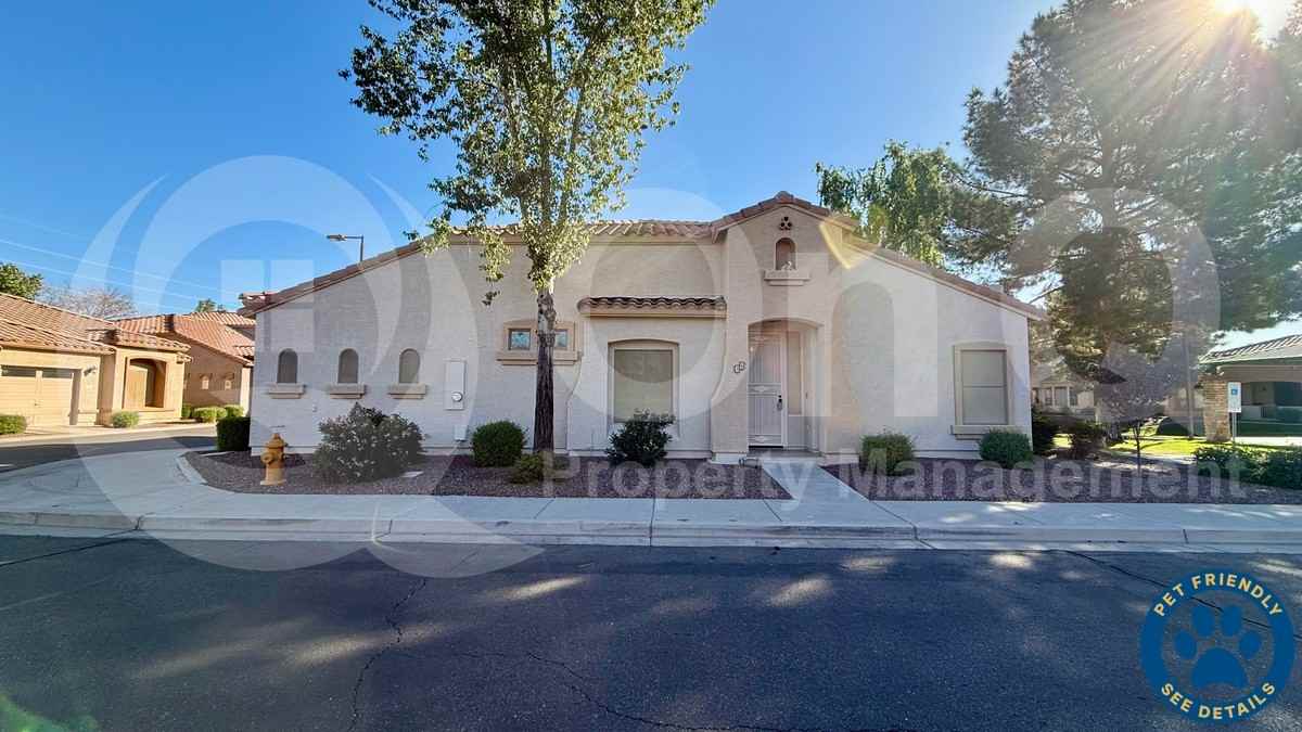 2600 E Springfield Pl #45