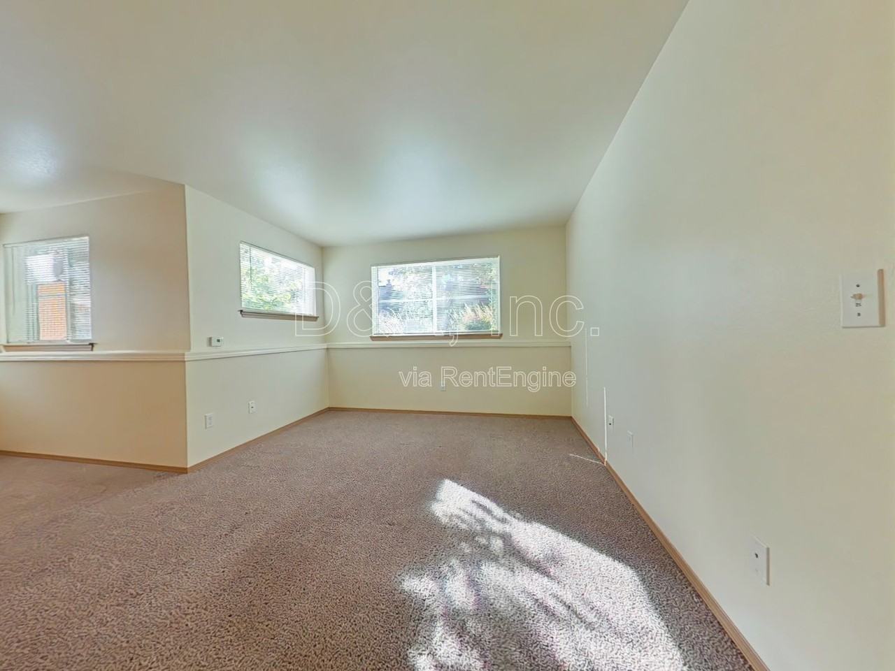 2960 Nw Tyler Ave #101 - Photo 3 of 10