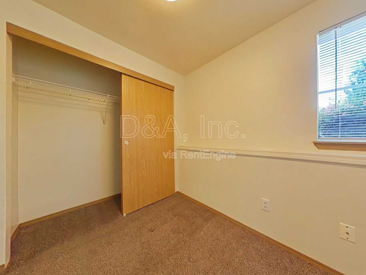 2960 Nw Tyler Ave #101 - Photo 7 of 10