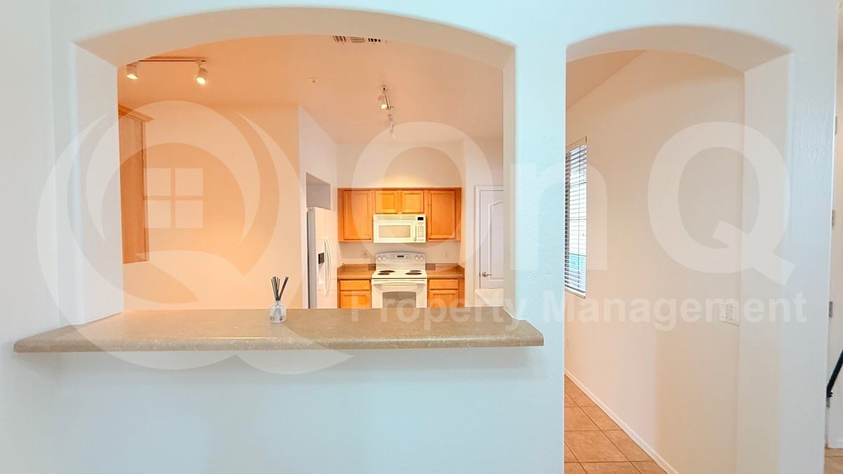 6334 S Blake St - Photo 6 of 24