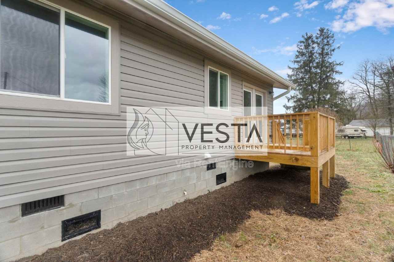 59 Scates St - Photo 6 of 49