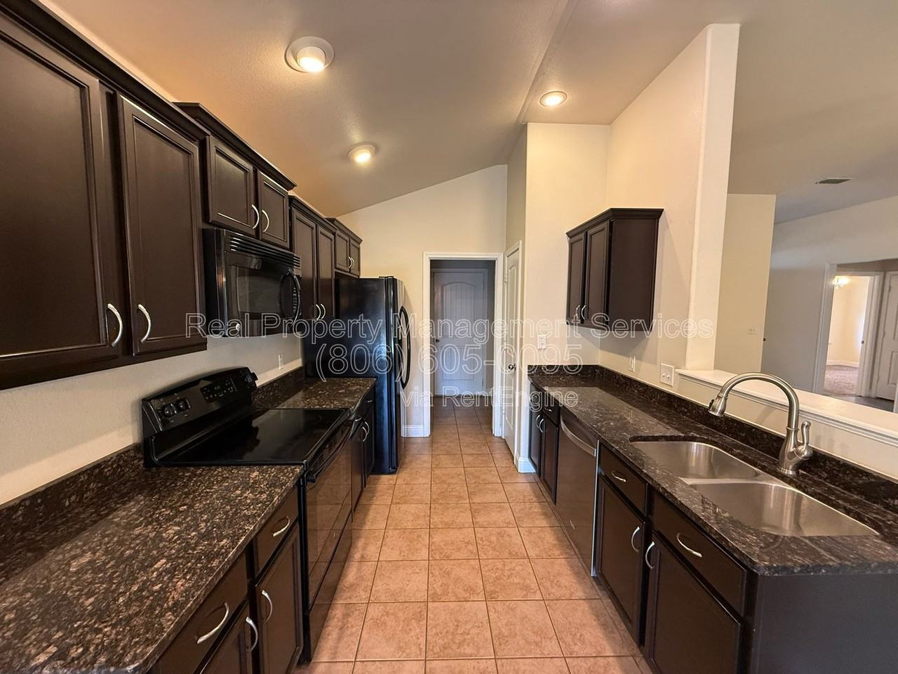 9708 Quitman Ave - Photo 4 of 10