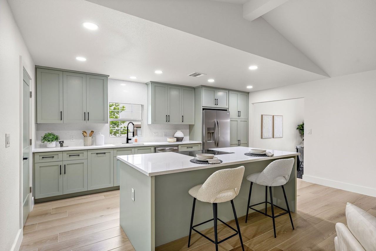 10418 Doc Holliday Trl - Photo 7 of 50