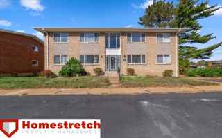 featured image of 4 Bruce Dr #2