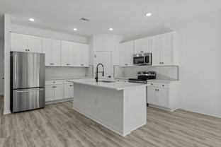 548 Knapp St - Photo 1 of 1