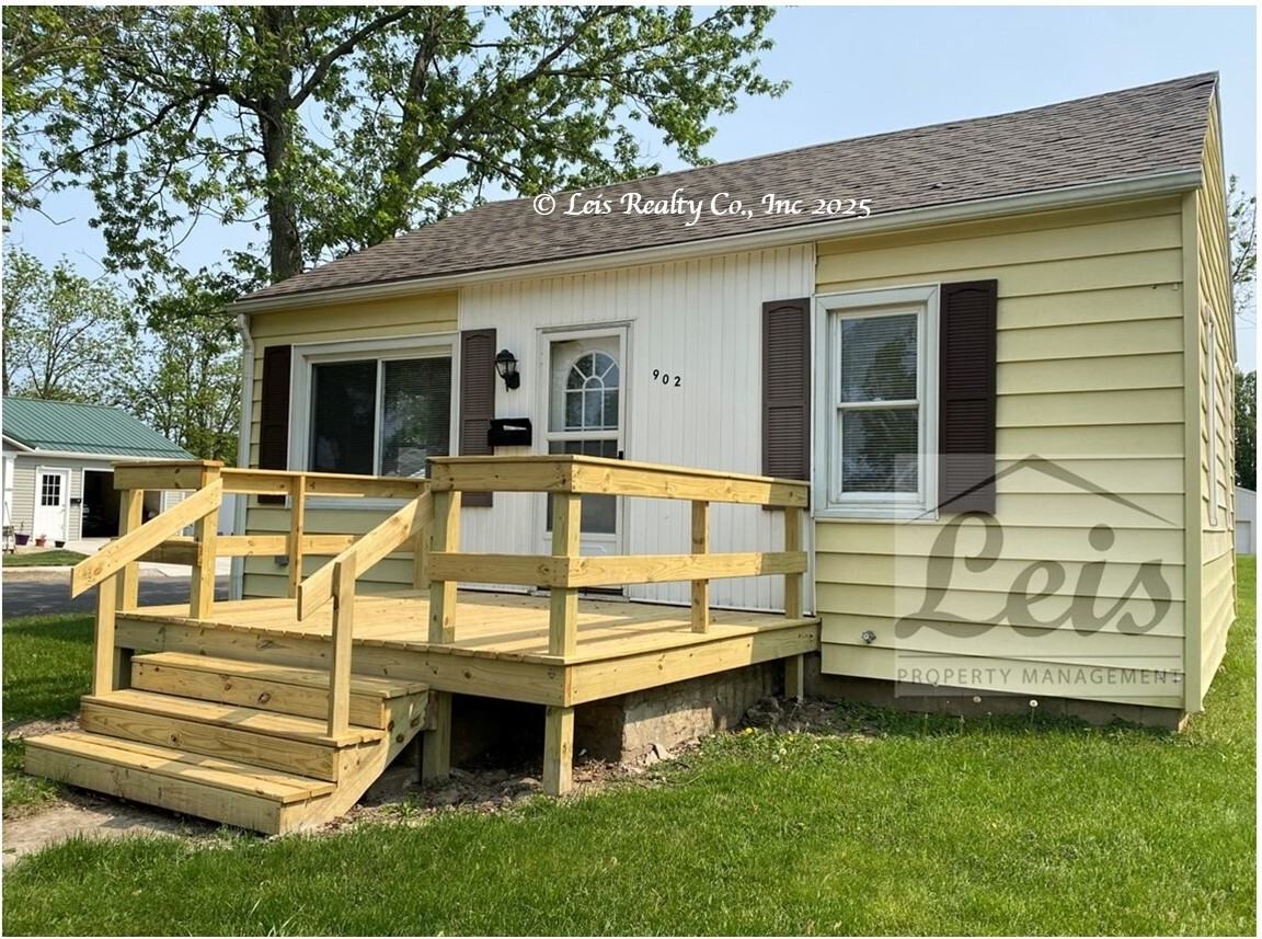 902 Sycamore St - Photo 3 of 14