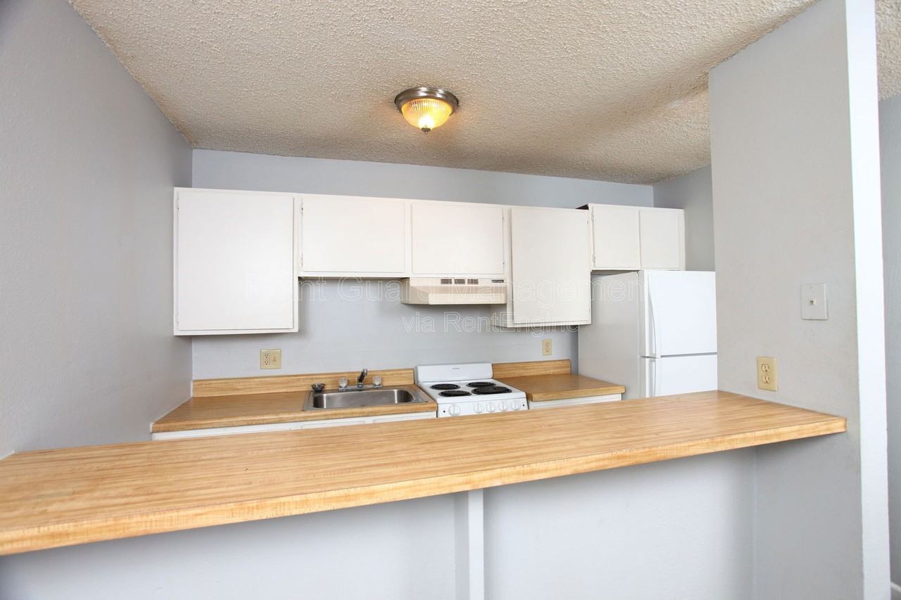1212 S Longfellow St #211 - Photo 3 of 9