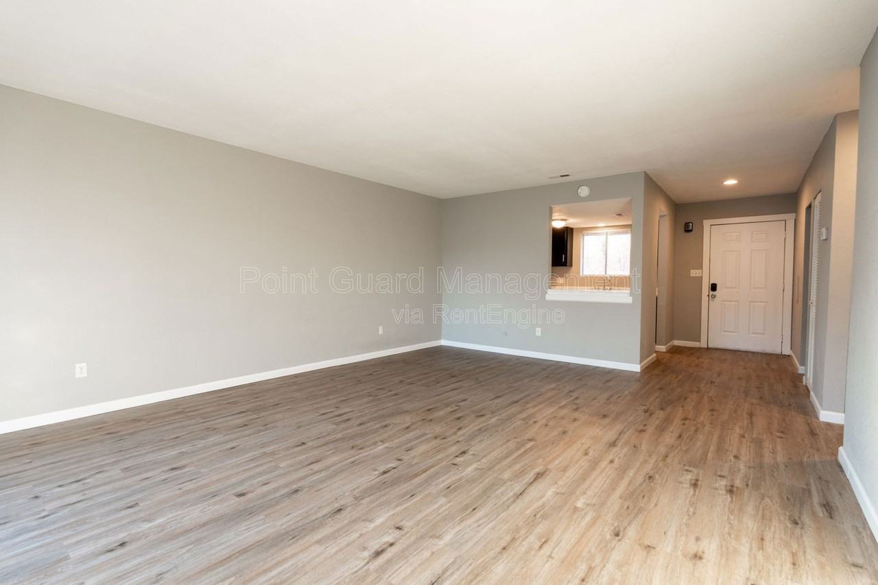 515 W 30th St N #4 - Photo 6 of 28