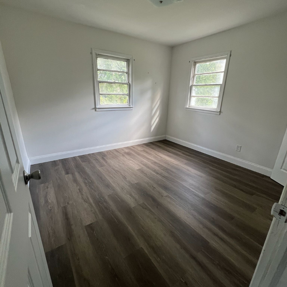 1916 Dabney Dr - Photo 7 of 8