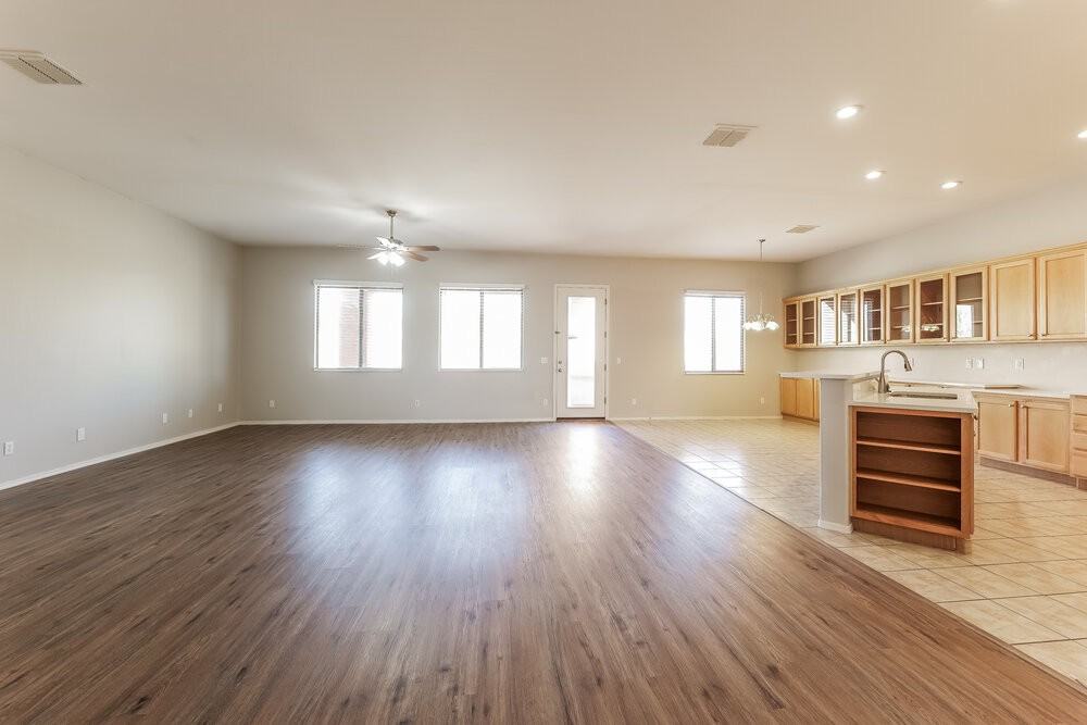 5560 W Crystal Rain Pl - Photo 5 of 16