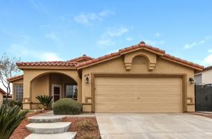 featured image of 932 Clubview Dr