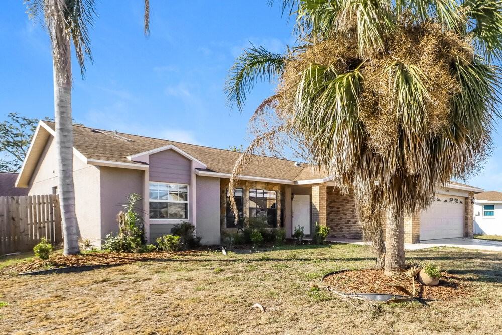 4243 Tall Oak Ln - Photo 3 of 16