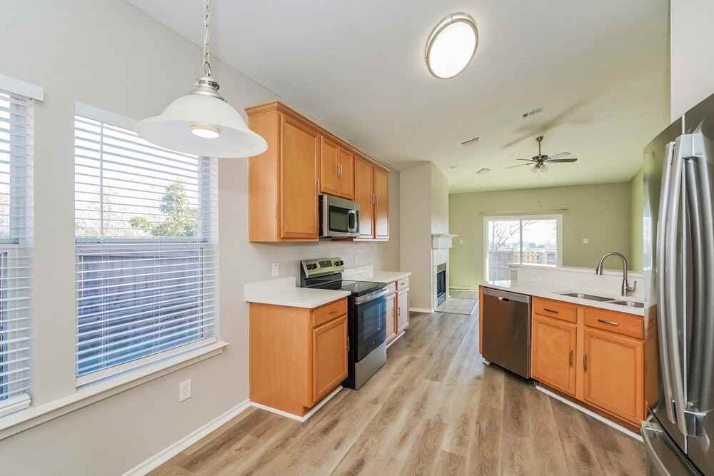 2668 Pioneer Bluffs Rd - Photo 7 of 16