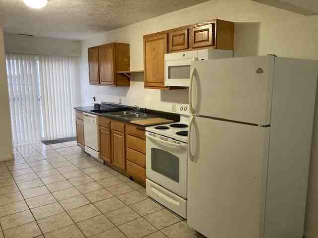 2923 W Louise St #2923-3 - Photo 5 of 8