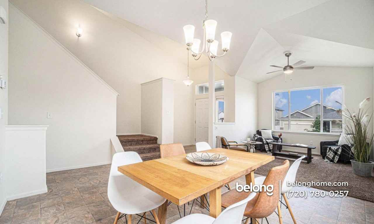 1613 102nd Avenue Ct - Photo 3 of 11