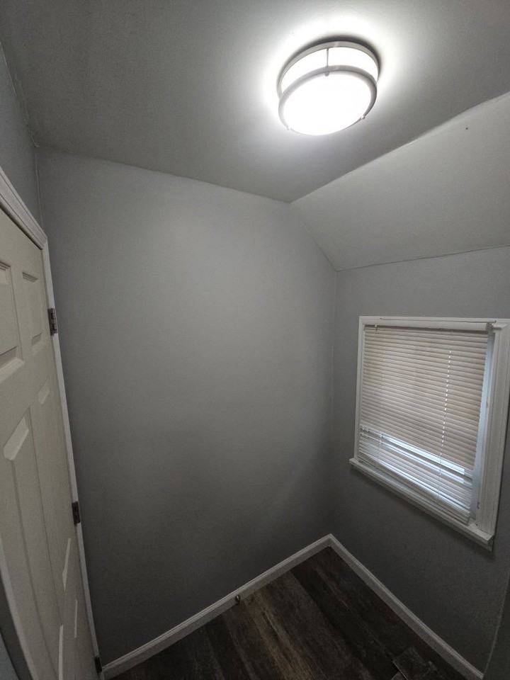 170 Park Ave #201 - Photo 2 of 7